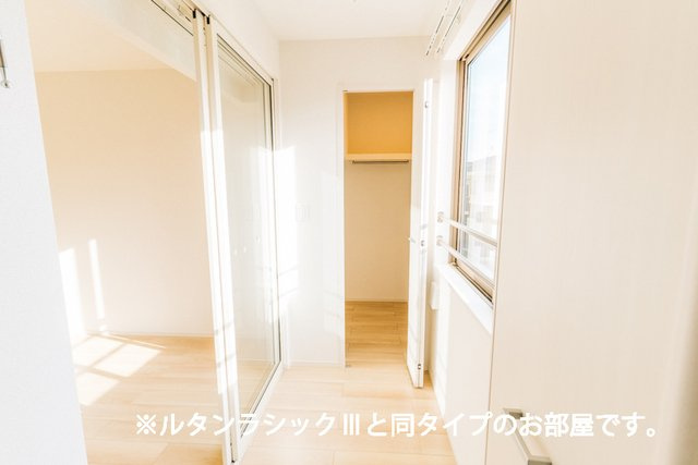 シャリオ　バシェのバルコニー