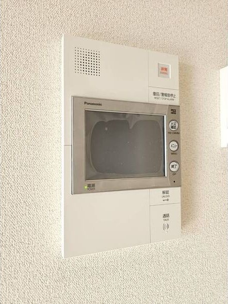 ディアレイシャス名古屋大須通のセキュリティ|モニター付きインターホンです