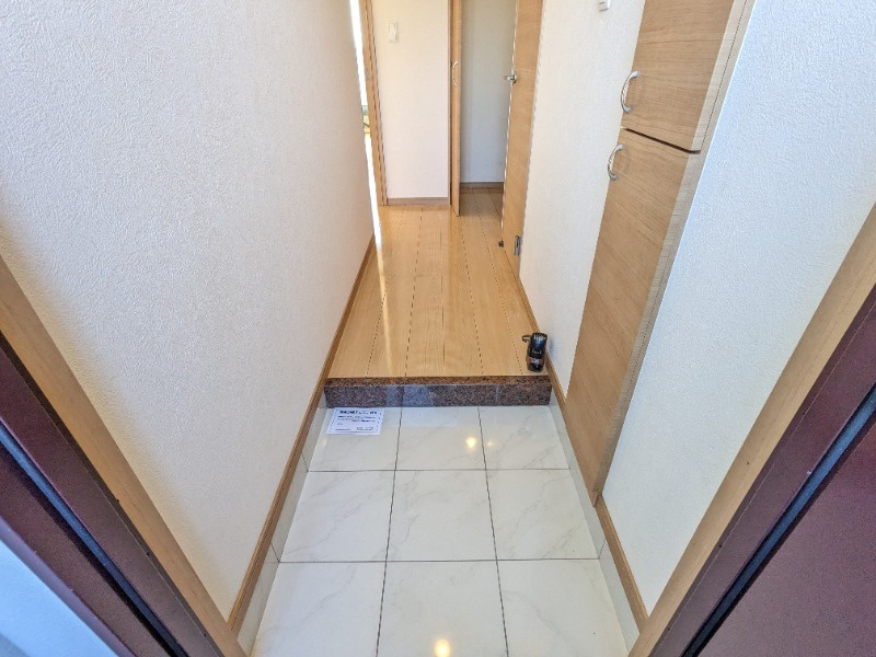 サンシャインヒル壱番館の玄関