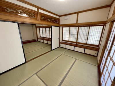 【和室】 | 【リフォーム済み中古住宅】山形市新開三丁目 | 障子と欄間が美しい和室です♪