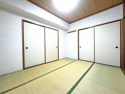 【和室】 | 朝日プラザ三ッ池公園　新規リフォーム物件/2面バルコニーで開放感あり/オートロック付きの安心物件/角部屋で陽当たり良好 | ◆10:00～20:00までの営業。
※営業時間外にご相談の方はあらかじめご連絡ください。
