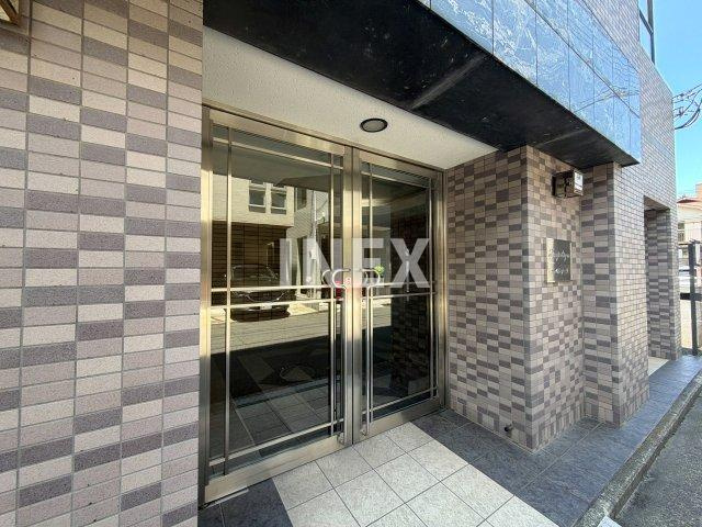 横浜市南区南太田４丁目の賃貸マンションのエントランス