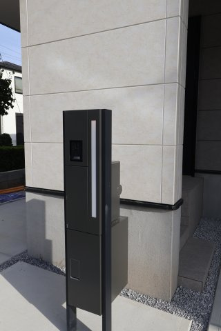 《仲介手数料無料》浦和区元町１丁目33-9新築一戸建てケイアイグレイスのセキュリティ