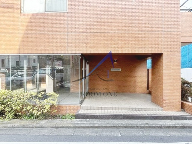 クレールメゾン左門町のエントランス|エントランスです。