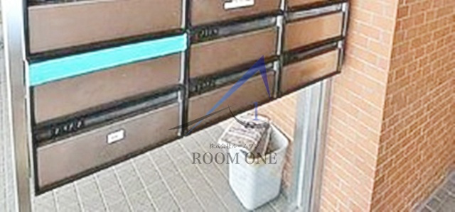 クレールメゾン左門町のその他共用部分|集合ポストです。
