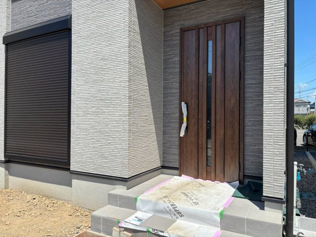 タマタウン　岐阜市中西郷（西郷小）　全３区画分譲の玄関|玄関ドアの鍵はディンプルキーと内側はサムターンキーになっており防犯性の高い仕様になっています。