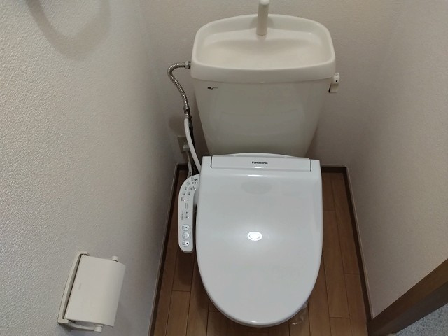 ロゼ・クォーツC棟のトイレ