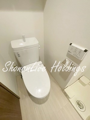 ベルシード横濱白楽のトイレ|温水洗浄便座付き♪