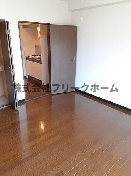 三鷹市井の頭１丁目の賃貸マンションの寝室