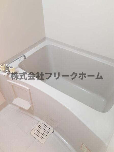 三鷹市井の頭１丁目の賃貸マンションの浴室