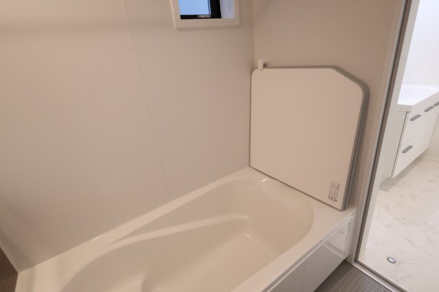 《仲介手数料無料》浦和区元町１丁目26-13新築一戸建てケイアイグレイスの浴室