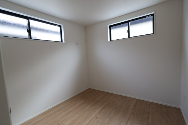 《仲介手数料無料》浦和区元町１丁目26-13新築一戸建てケイアイグレイスの洋室|3階 5.25帖