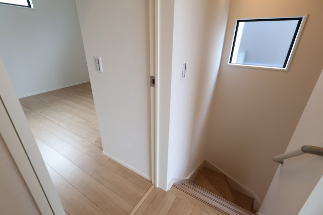 《仲介手数料無料》浦和区元町１丁目26-13新築一戸建てケイアイグレイスの内装