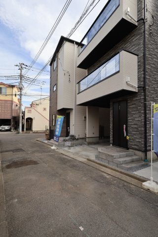 《仲介手数料無料》浦和区元町１丁目26-13新築一戸建てケイアイグレイスの外観