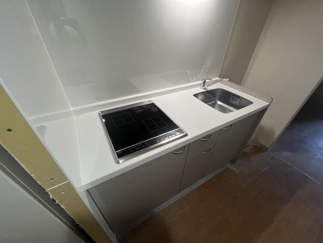 インプルーブ三宮イーストのキッチン|同物件別部屋写真