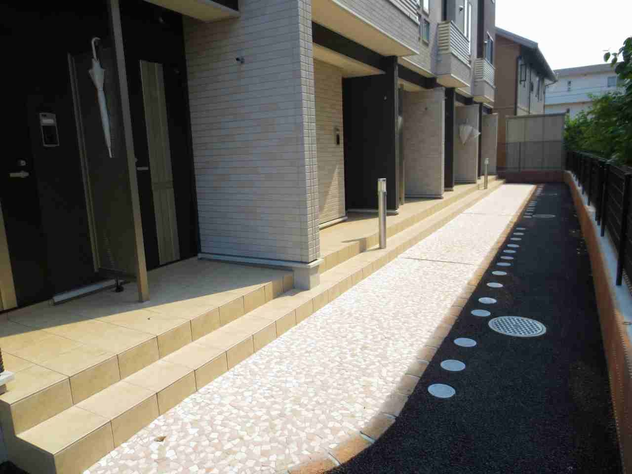 カトレア　ハウスⅠのエントランス