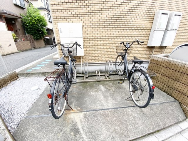 ラ・フルールＫのその他共用部分|駐輪場です☆