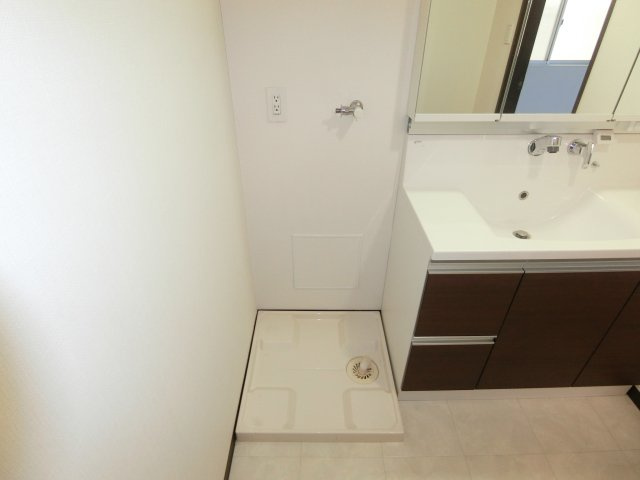 レジデンシャル武蔵小杉の設備|他のお部屋の参考写真となります。