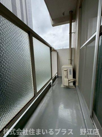 日商岩井京橋ハイツのバルコニー