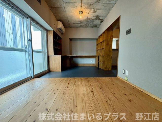 日商岩井京橋ハイツの内装