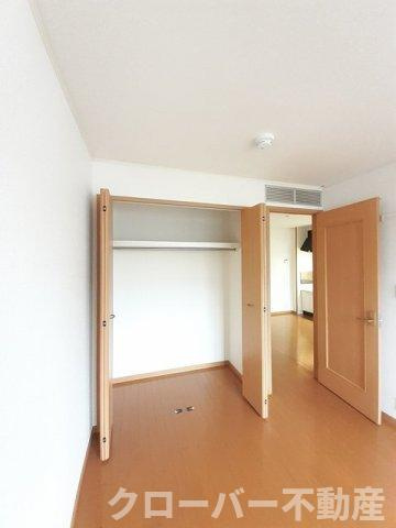 パストラル川部Ｄの収納