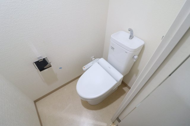 イーストコートアイ別院町のトイレ