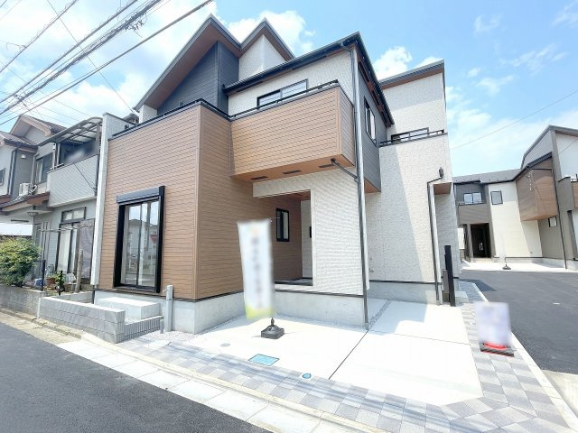 【外観】 | 川越市藤原町　新築一戸建住宅　全5棟　(ふじみ野店) | 耐震等級3+制震ダンパー搭載の地震に強い家。