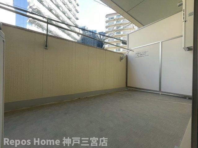 レオンコンフォート神戸駅前のバルコニー