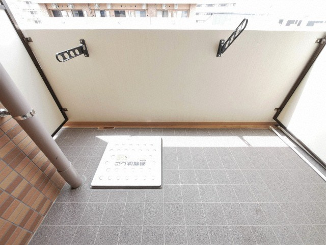 Luxe新大阪Iのバルコニー