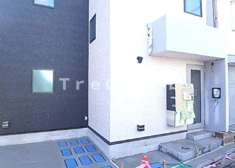 Owl板橋のエントランス