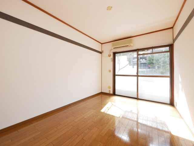 筑紫野市二日市北７丁目の賃貸マンションの居間・リビング
