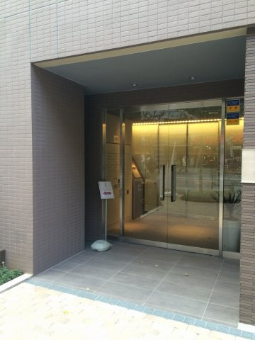 ベルジェンド文京千駄木グレイスのエントランス