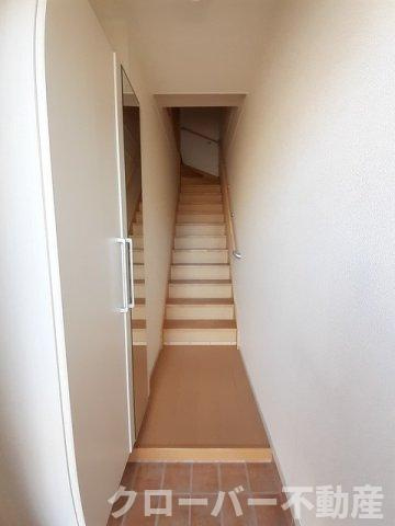 ミルト久米Ａの玄関