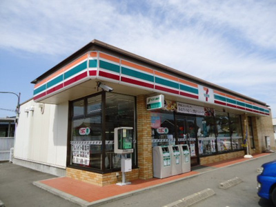 【周辺】 | コンフォルトＫⅡ | セブンイレブン尾島亀岡店まで205ｍ