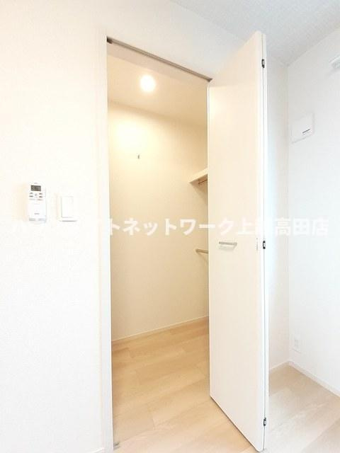 パインエコーの収納|クローゼット