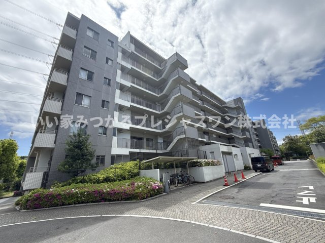 『センター南』駅徒歩18分！南向き＆WIC×2物件◆シーズンプレイスB棟◆