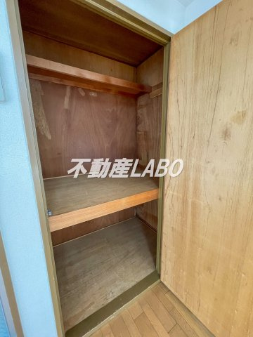 ホワイトハイツ大正の収納