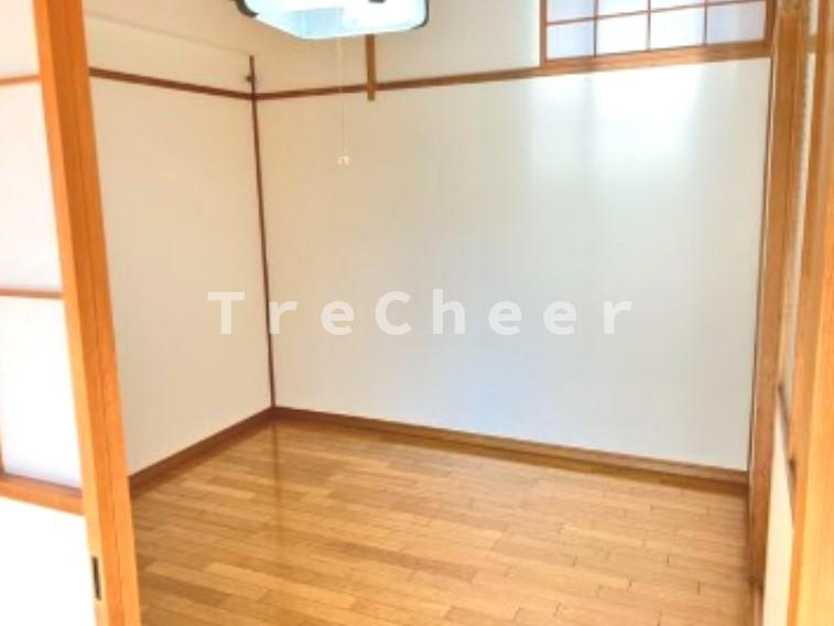 下川サンリバーマンションの寝室