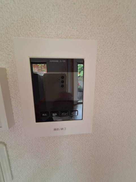 ヘーベルメゾン　ファミールのセキュリティ|安心の防犯シャッターTVモニター付きインターホン