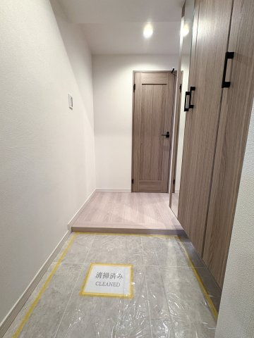 グランシティ御茶ノ水エクセランヒルズの玄関|グランシティ御茶ノ水エクセランヒルズ：玄関にはシューズボックスがあり靴もスッキリ収納可能です！