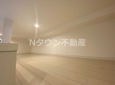 【寝室】 | LIANGE栄生 | 寝室にぴったりのお部屋です