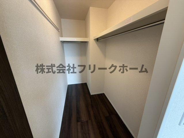 小金井市本町４丁目のアパートの収納