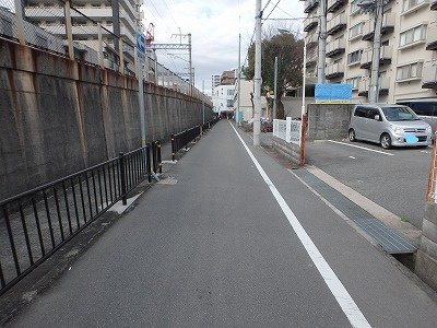 穴瀬モータープール