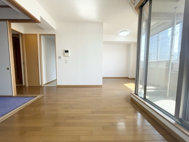 泉・高柳パークスクエアグランの居間・リビング
