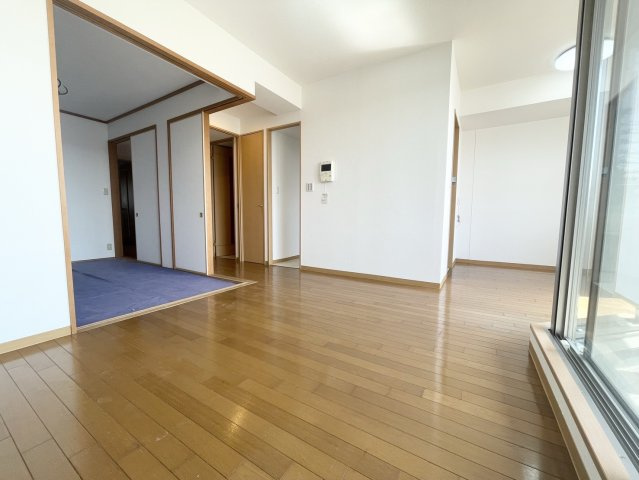 泉・高柳パークスクエアグランの内装