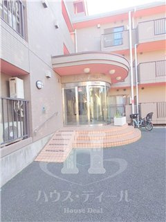【エントランス】 | ブルームライフ戸田公園 | 毎日通るエントランスはこのようになっています