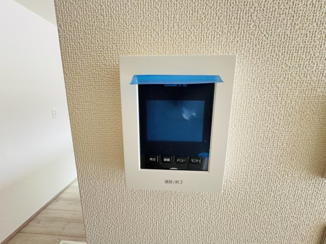松戸市五香西３丁目新築戸建【松飛台小学校:5分】のセキュリティ|来客時も安心のTVモニター付きインターフォン