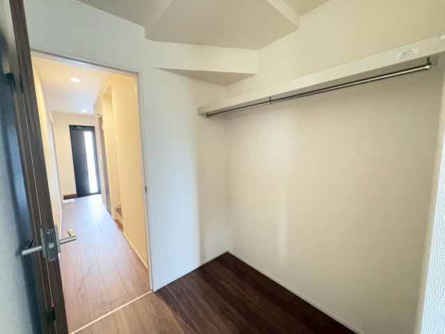 名谷町２期　新築戸建ての収納|１階洗面所横の広いランドリースペースです