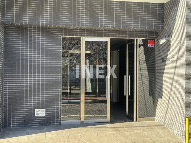 横浜市中区黄金町１丁目の賃貸マンションのエントランス