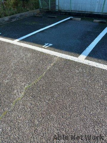 トラッドハイツ柏崎の駐車場|駐車場